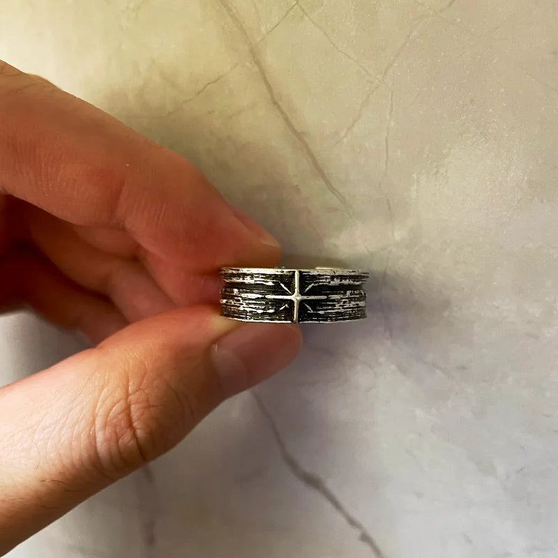 Silver color punk ring