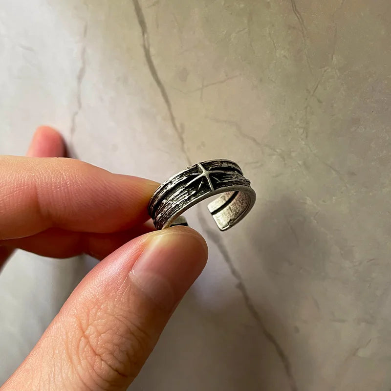 Silver color punk ring