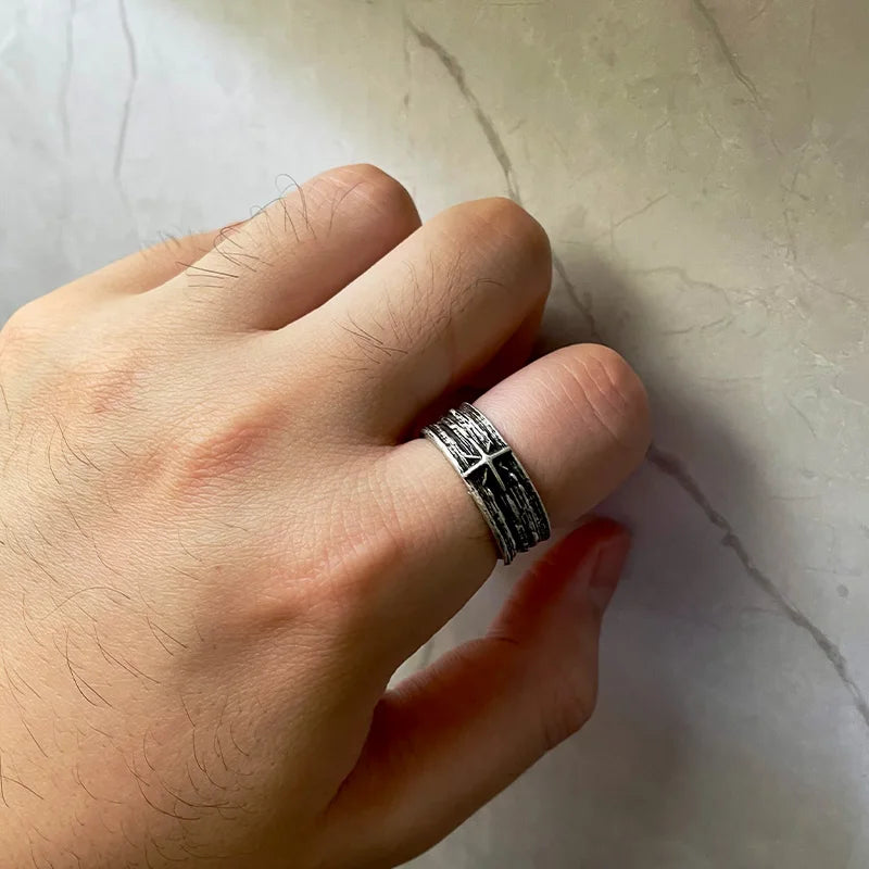 Silver color punk ring